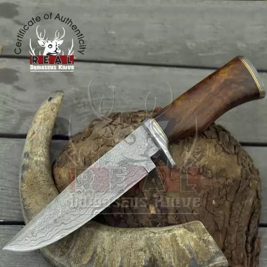 https://www.realdamascusknive.com/image/cache/cache/1001-2000/1175/main/9690-personalized-hand-forged-damascus-steel-knife-01-0-1-550x550.webp
