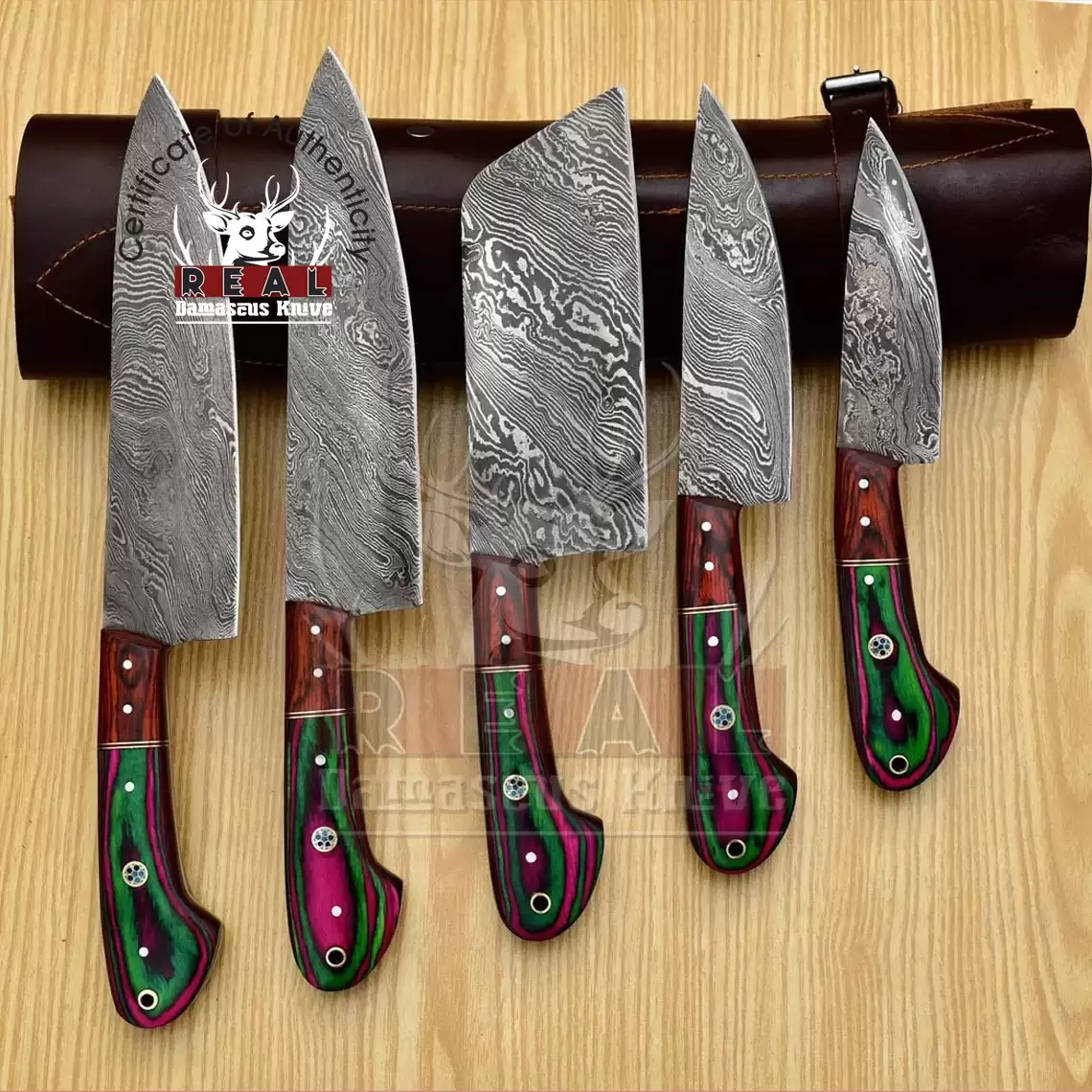 https://www.realdamascusknive.com/image/cache/cache/1001-2000/1240/main/d4f9-handmade-damascus-chef-set-of-5pcs-with-leather-0-1-1140x1140.webp